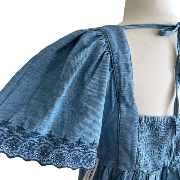 OLD NAVY Chambray Embroidered Peasant Top Smocked Back Flutter Sleeve Boho S NWT - Picture 7 of 13